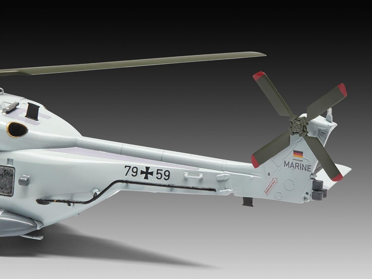 Detailgetreues nh90 nfh modell von revell – Bild 7